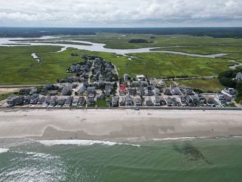 36 Ocean Rd N, Duxbury, MA, 02332-4021 | Card Image