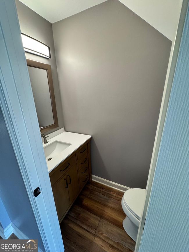 907 Holden Ln, Home with 2 bedrooms, 3 bathrooms and 2 parking in College Park GA | Image 7