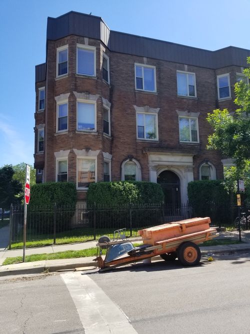 2e-901 W Dakin St, Chicago, IL, 60613-2921 | Card Image