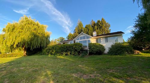 17325 31 Ave, Surrey, BC, V3Z0C2 | Card Image