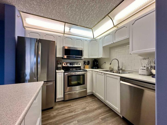 1408 - 1000 Millrise Point Sw, Home with 2 bedrooms, 2 bathrooms and 1 parking in Calgary AB | Image 5