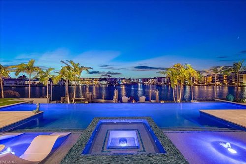 210 Bay Pt, NAPLES, FL, 34103-4018 | Card Image