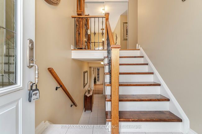 13 Mcgillivary Cres, House other with 4 bedrooms, 3 bathrooms and 4 parking in Brampton ON | Image 7