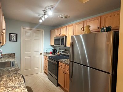 45 - 12 Vista Ridge Drive, Condo with 2 bedrooms, 2 bathrooms and null parking in Londonderry NH | Image 3