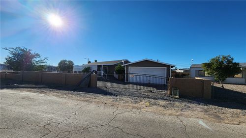 1795 Surf And Sand Dr, Bullhead City, AZ, 86442-5139 | Card Image