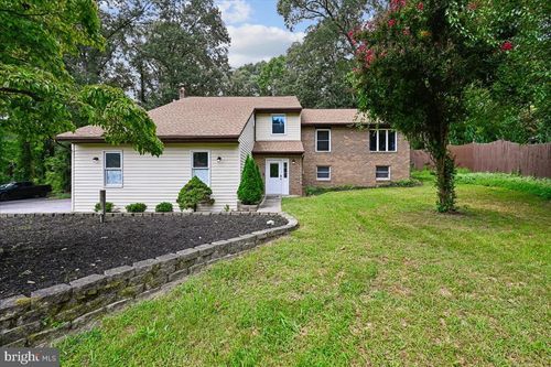 8202 Waterford Rd, PASADENA, MD, 21122-1208 | Card Image