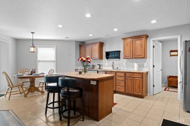 9143 W Alderberry Dr, House other with 5 bedrooms, 3 bathrooms and 2 parking in Boise ID | Image 6