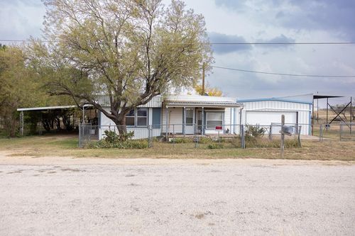 4160 Lake County Road 254, Colorado City, TX, 79512-7708 | Card Image