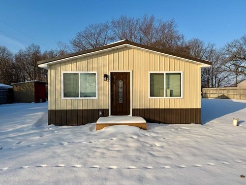 6262 State Rd, Bancroft, MI, 48414-9733 | Card Image