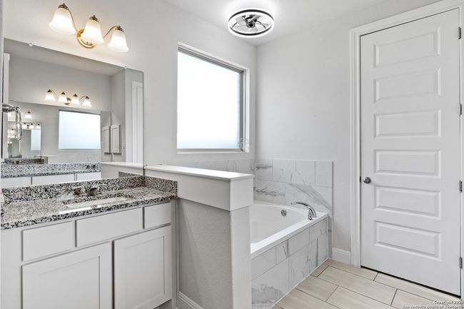 122 Stout Cv, House other with 4 bedrooms, 4 bathrooms and null parking in Cibolo TX | Image 10