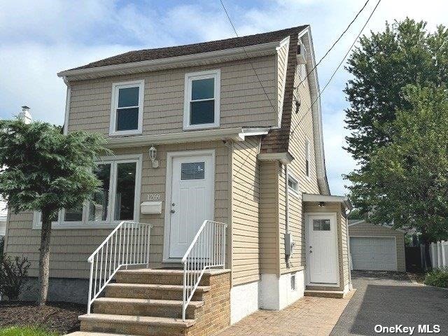 Wheatley St, Hewlett, NY 11557