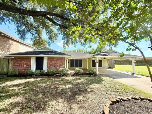 5545 Pagewood Ln, Houston, TX, 77056-7230 | Card Image