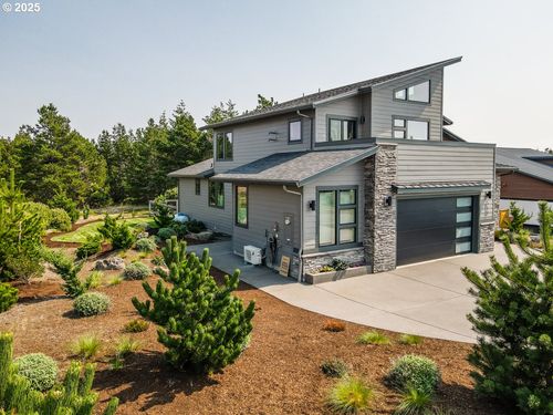 512 Meadows Dr, Manzanita, OR, 97130-2002 | Card Image