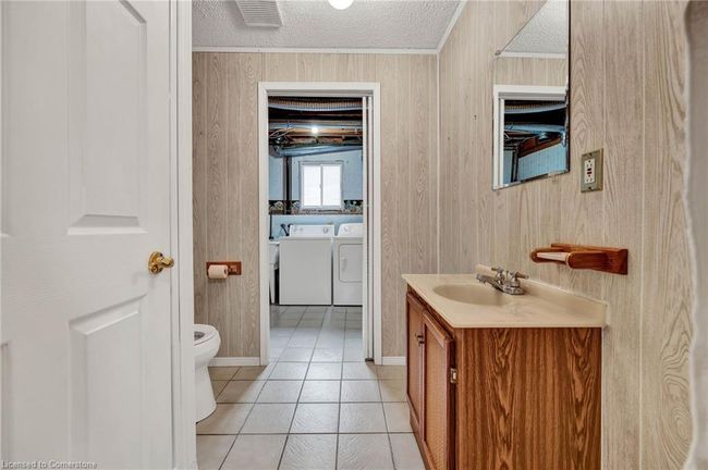 204 Nomad Crt, House other with 4 bedrooms, 2 bathrooms and 4 parking in Kitchener ON | Image 26