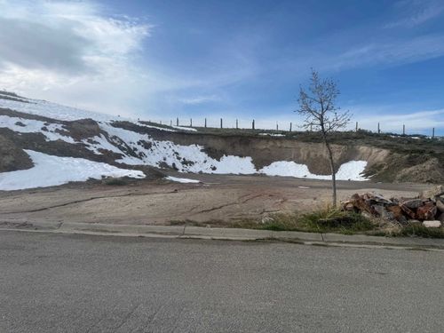 510 Rodeo Ct, Rawlins, WY, 82301-5865 | Card Image
