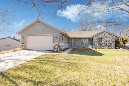 N70W23439 Prides Road, Sussex, WI, 53089 | Card Image