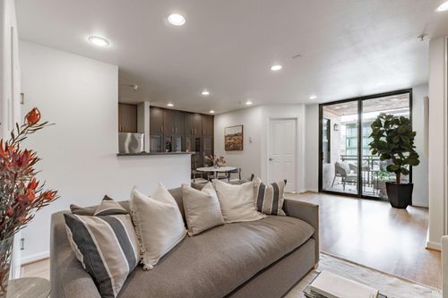 apt-202-1115 B St, San Rafael, CA, 94901-2924 | Card Image