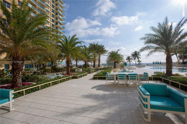 PH17 - 2501 S Ocean Dr, Condo with 1 bedrooms, 1 bathrooms and null parking in Hollywood FL | Image 49