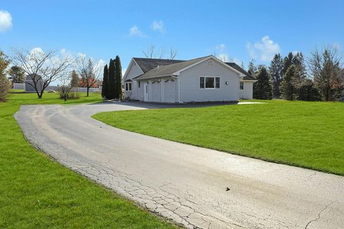30 Firehouse Ln, Pine Island, NY, 10969-1309 | Card Image