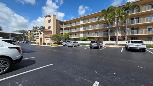 207-5777 Gemstone Ct, Boynton Beach, FL, 33437-7245 | Card Image