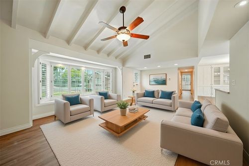 2692 Copa De Oro Dr, Rossmoor, CA, 90720-4910 | Card Image