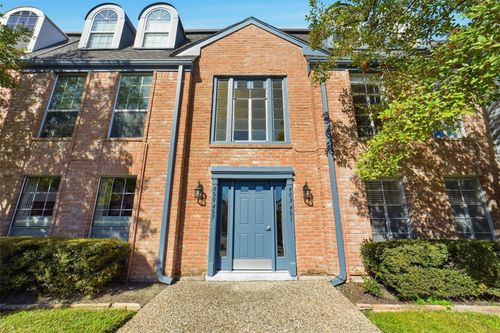 461-461 N Post Oak Ln, Houston, TX, 77024-5918 | Card Image
