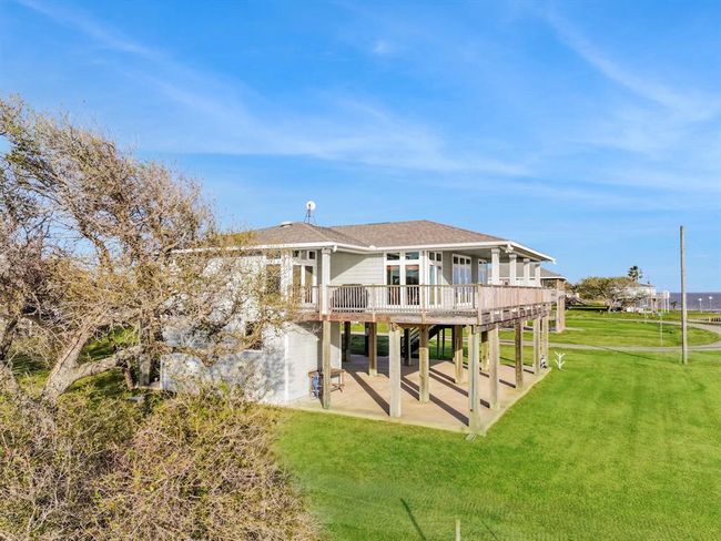 126 Linda St, House other with 4 bedrooms, 3 bathrooms and null parking in Anahuac TX | Image 46