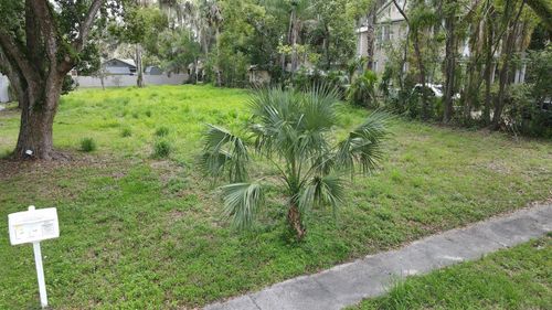 907 Kolb St, LEESBURG, FL, 34748-5787 | Card Image