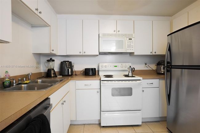 APT-3003 - 1250 S Miami Ave, Condo with 2 bedrooms, 2 bathrooms and null parking in Miami FL | Image 10