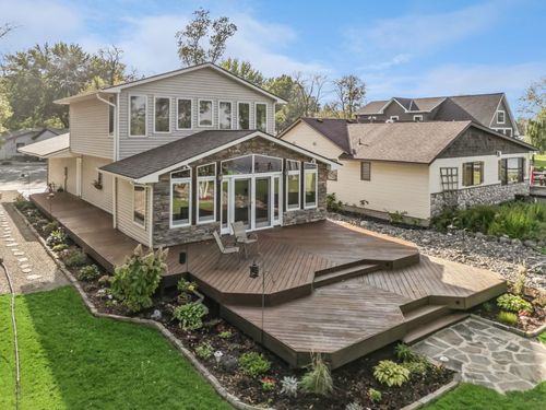 1867 Beach Dr Se, Forest Lake, MN, 55025-2047 | Card Image