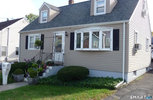216 Granfield Ave, Bridgeport, CT, 06610-2304 | Card Image