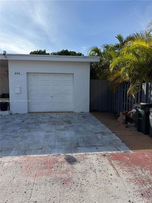 1-894 80th St, MIAMI BEACH, FL, 33141-1502 | Card Image
