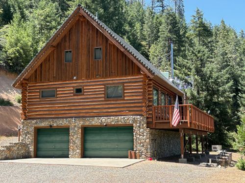 490 Bear Paw Trl, Trinity Center, CA, 96091 | Card Image