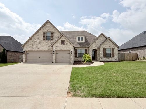 311 Romano Ave, Tontitown, AR, 72762-6339 | Card Image