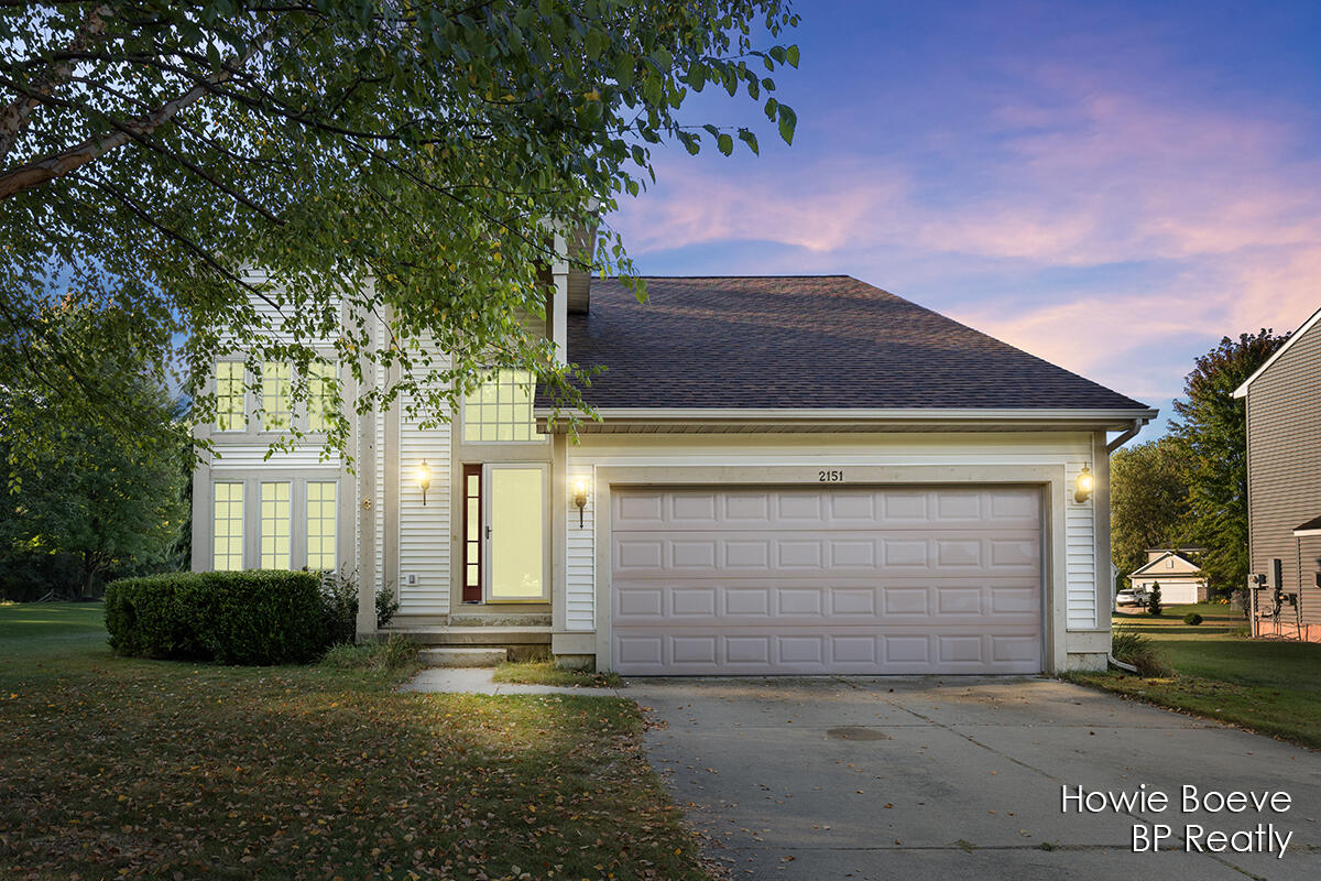 Banyon Trl, East Lansing, MI 48823