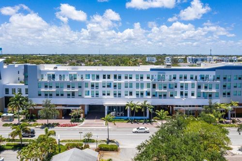 303-236 Se 5th Avenue, Delray Beach, FL, 33483 | Card Image