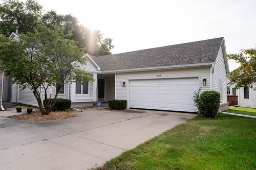 240-2811 Se 22nd St, Des Moines, IA, 50320-2469 | Card Image