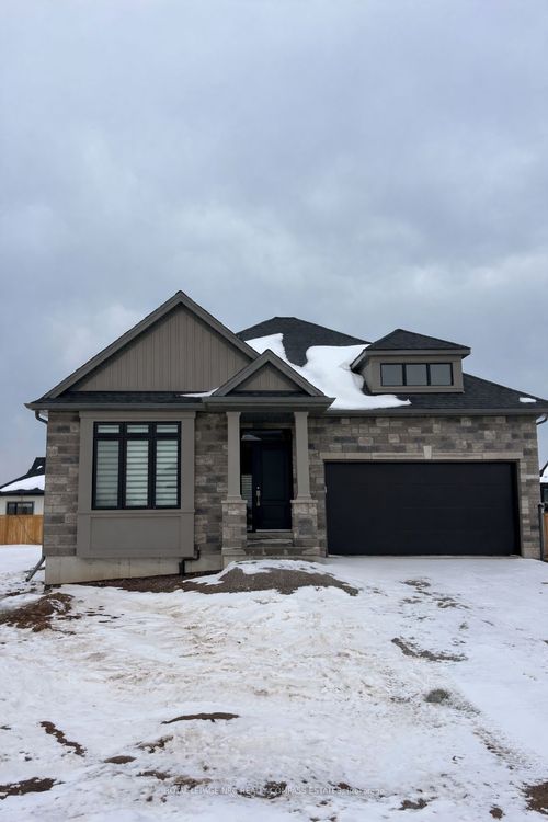 9 Crossroads Drive, Niagara on the Lake, ON, L0S1T0 | Card Image