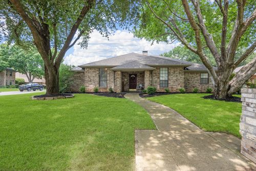 1001 Chasemore Dr, Mansfield, TX, 76063-2656 | Card Image