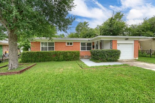 10628 Benbrook Dr, Dallas, TX, 75228-2734 | Card Image