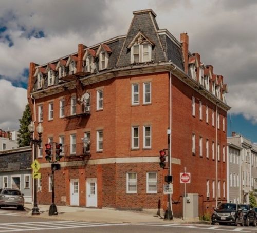 33-132 Emerson St, Boston, MA, 02127-1453 | Card Image