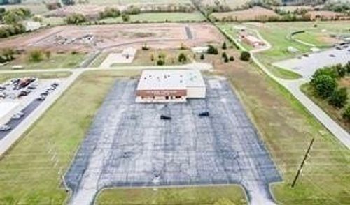 1109 N 3rd St, Grove, OK, 74344-3132 | Card Image