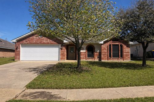 2704 Dakota Cir, Seagoville, TX, 75159-2458 | Card Image