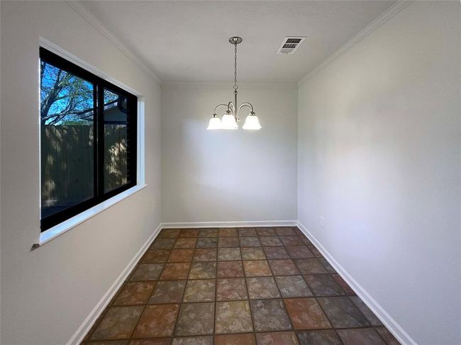 5108 Halbert Dr, House other with 3 bedrooms, 2 bathrooms and 2 parking in Pearland TX | Image 14