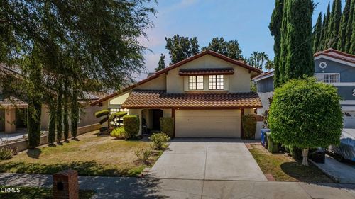 20150 Stagg St, Winnetka, CA, 91306-2513 | Card Image