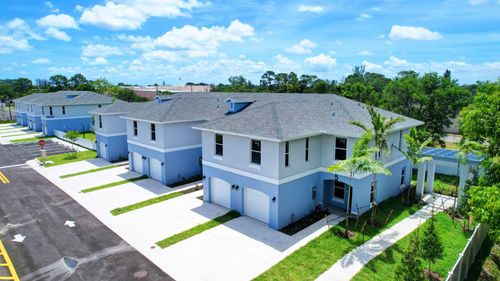 unit-1-3871 Patio Ct, Palm Springs, FL, 33461-3953 | Card Image