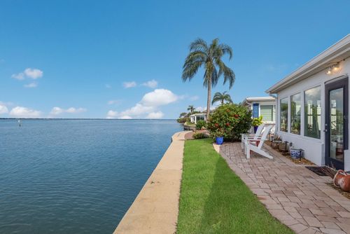 957 Spanish Dr N, LONGBOAT KEY, FL, 34228-1627 | Card Image