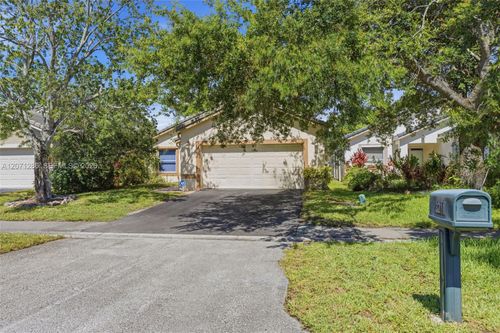 3211 Nw 123rd Ave, Coral Springs, FL, 33065-3156 | Card Image