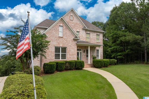 2000 Shadow Oaks Cir, WILSONVILLE, AL, 35186-6983 | Card Image