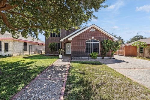 826 7th Street, Alamo, TX, 78516 | Card Image